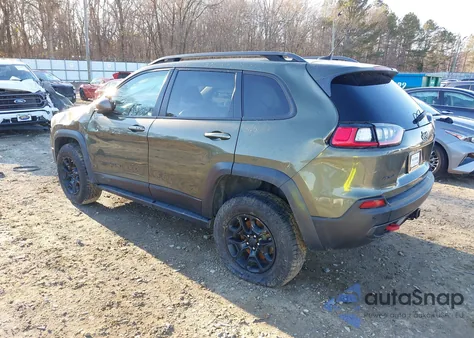 2019 Jeep Cherokee Trailhawk Elite 4X4 from USA, damaged, VIN 1C4PJMBXXKD149069